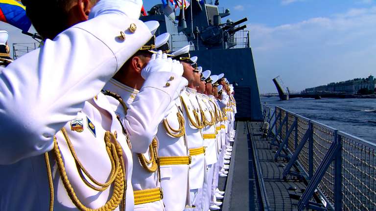 С Днем Военно-Морского Флота Российской Федерации