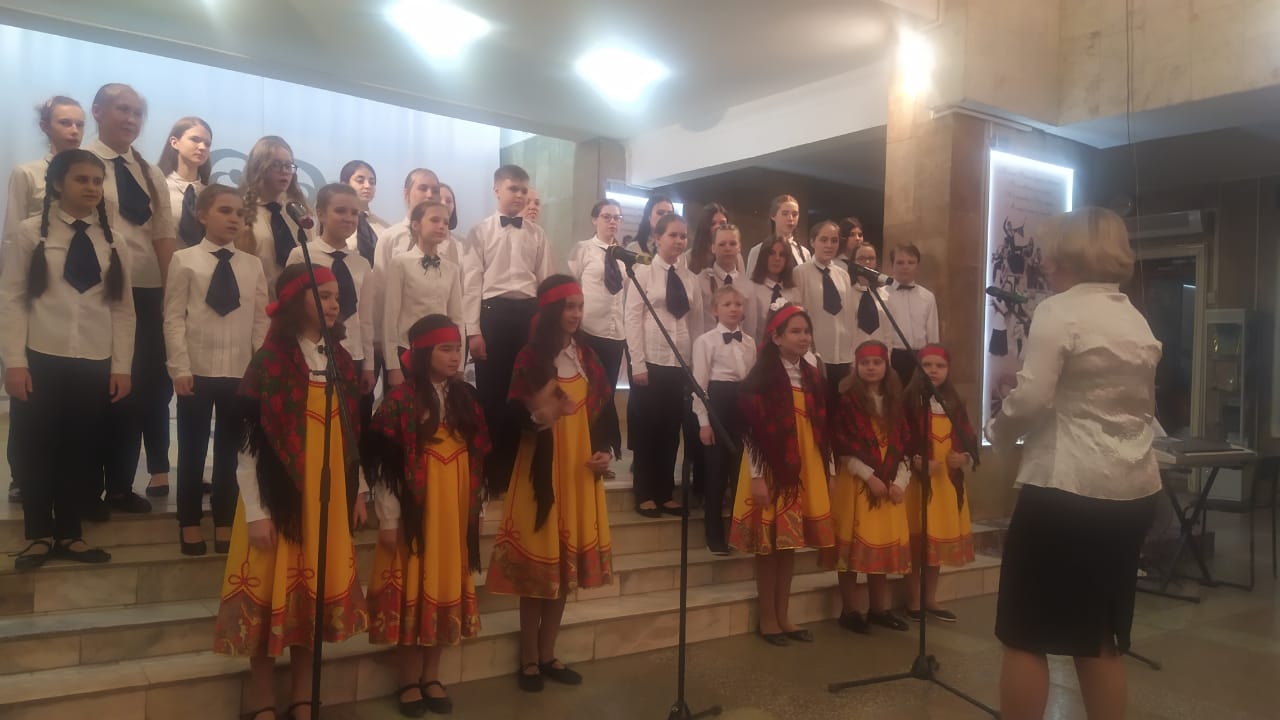 «Молодые голоса России» выступили с концертом в День работника культуры