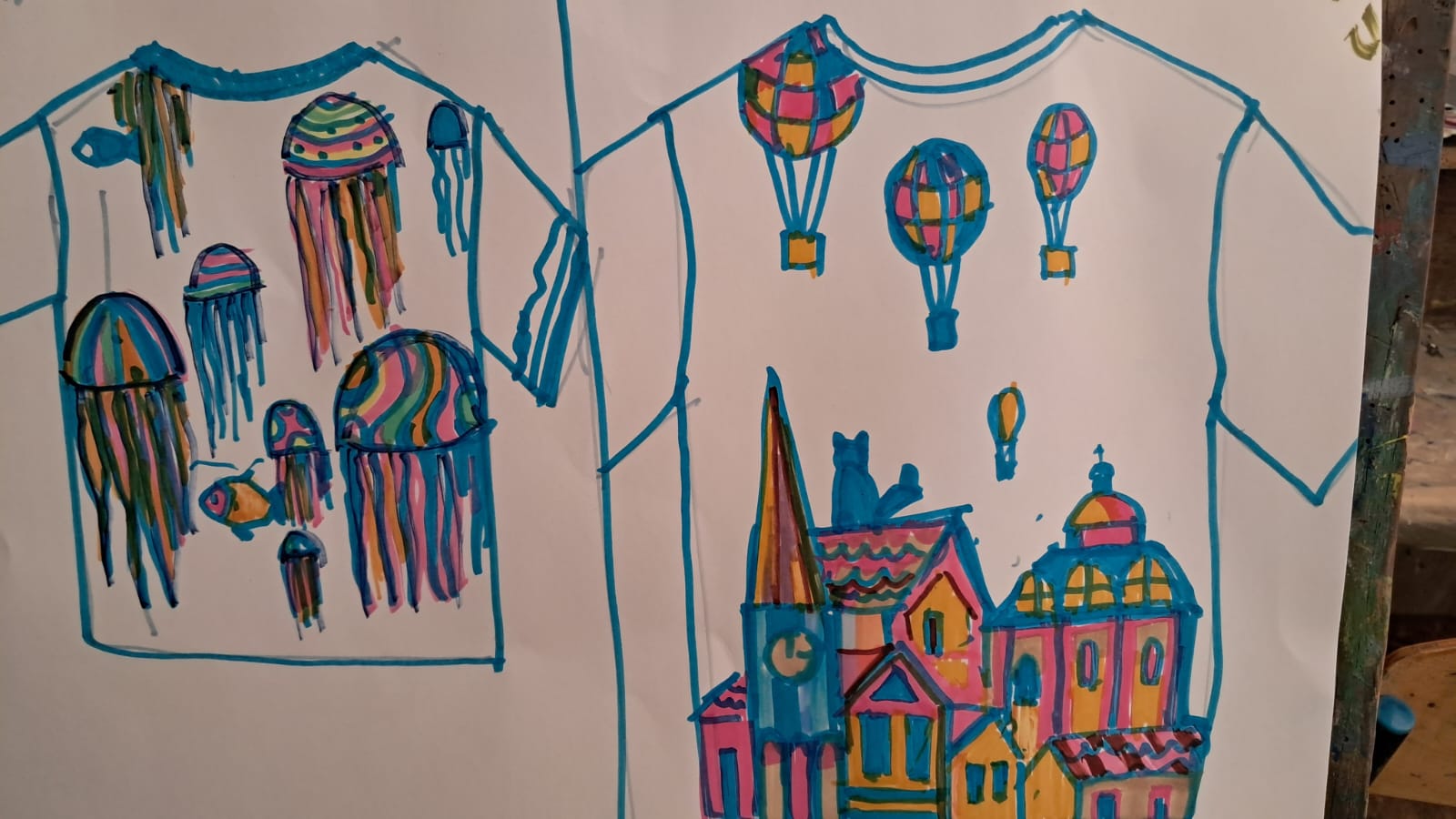 Роспись футболок в инклюзивной творческой лаборатории «Дорога к счастью»