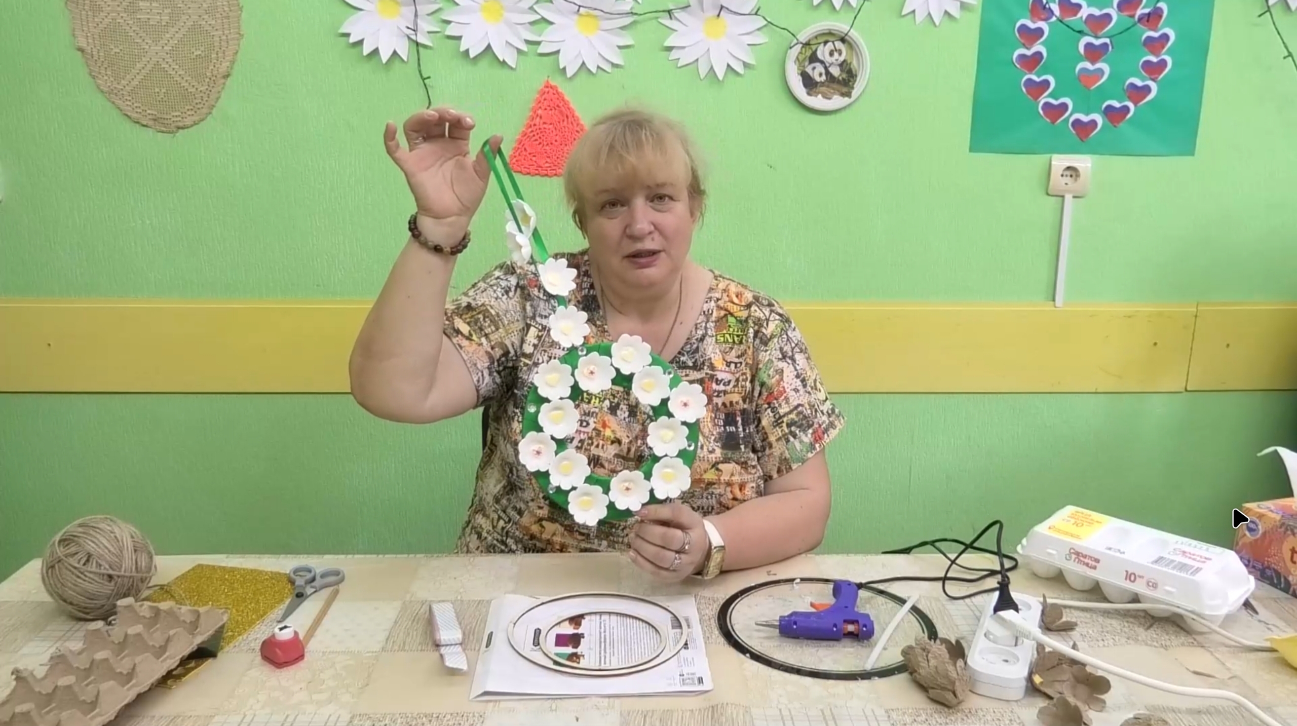 Украшаем интерьер вместе с народной студией клубом декоративно-прикладного творчества «Мастерица».