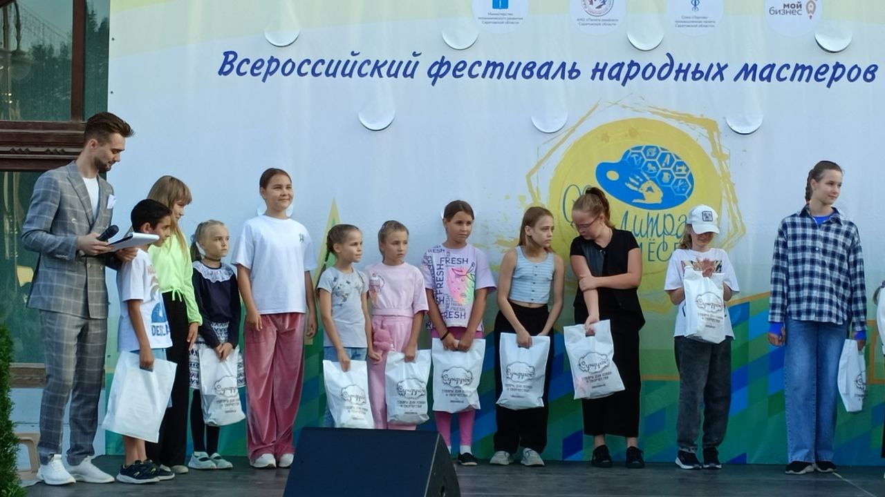 В Саратове прошёл праздник творчества и вдохновения!