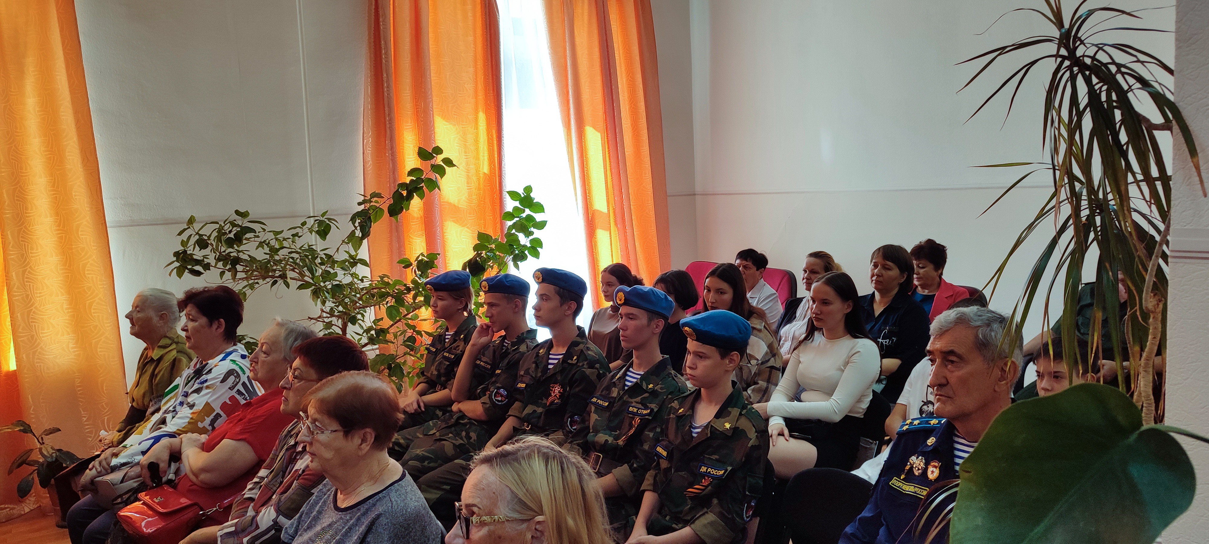 Во Дворце Культуры «Россия» прошёл открытый урок мужества.