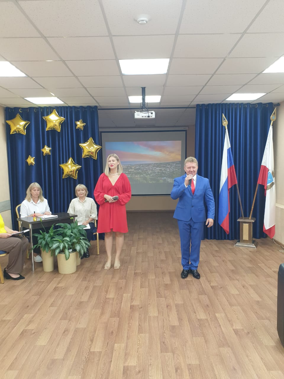 Искусство, которое вдохновляет: Звёздные гости на Празднике знаний в Саратовском комплексе-интернате.