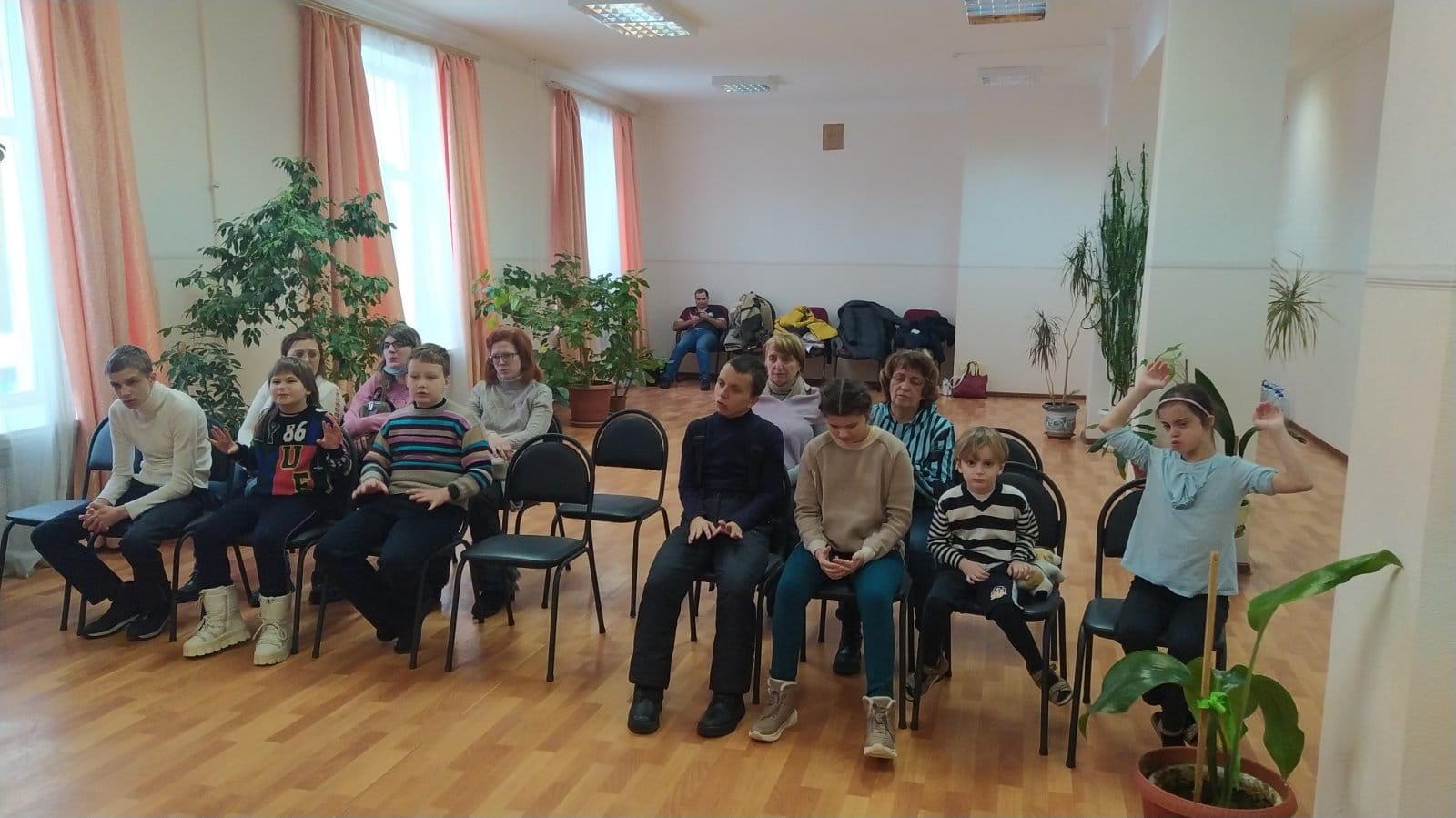 Мастер-класс для воспитанников инклюзивной творческой лаборатории «Дорога к счастью».