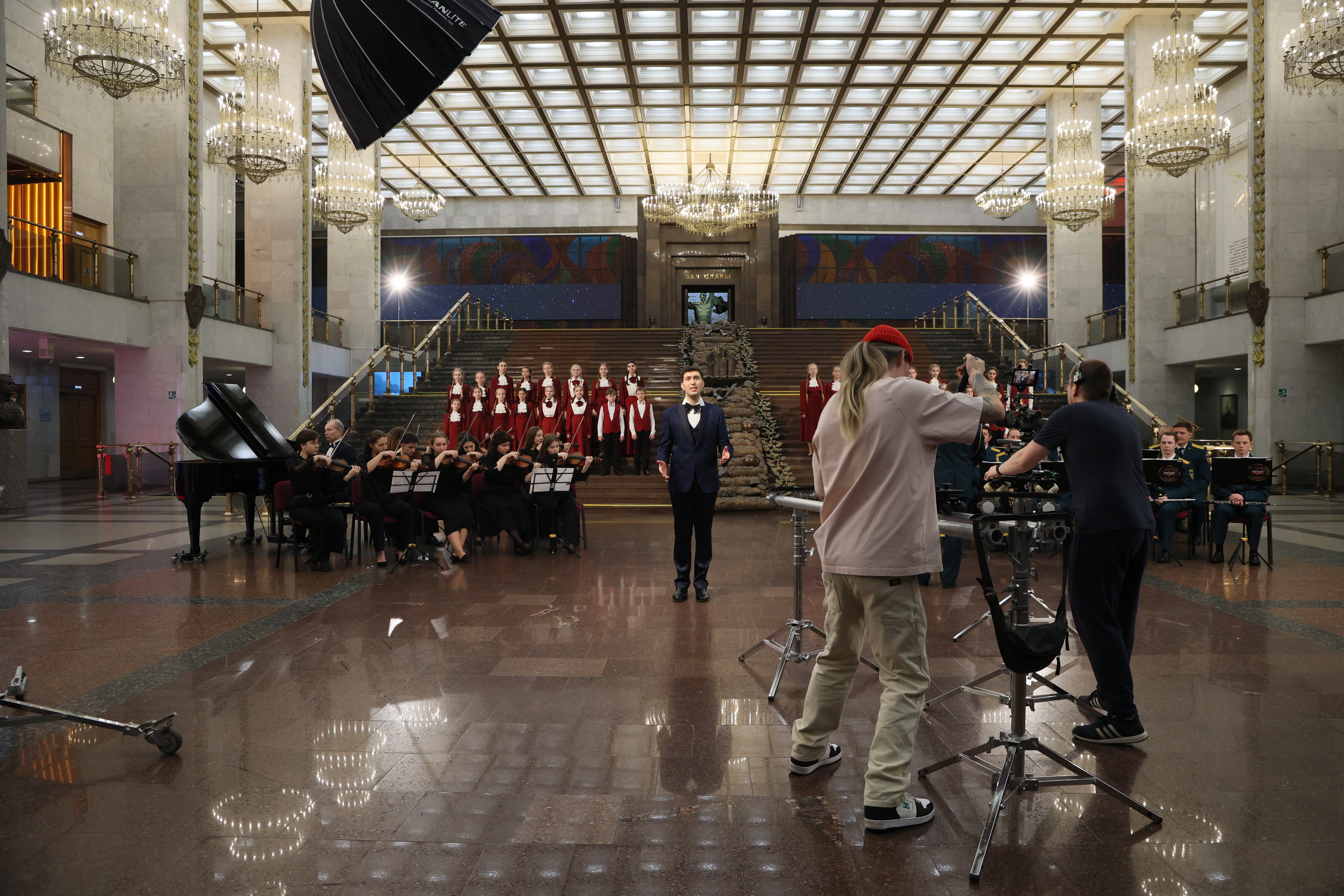 В  преддверии Дня Героев Отечества состоялась премьера памятного видеоклипа.