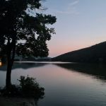 Вечер у озера